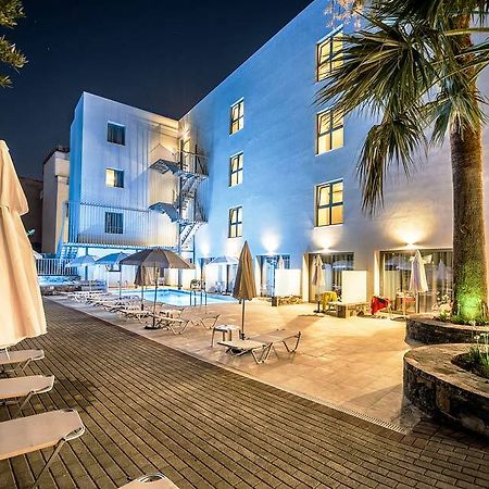 Pollis Hotel แอร์ซอนิสซอส ภายนอก รูปภาพ