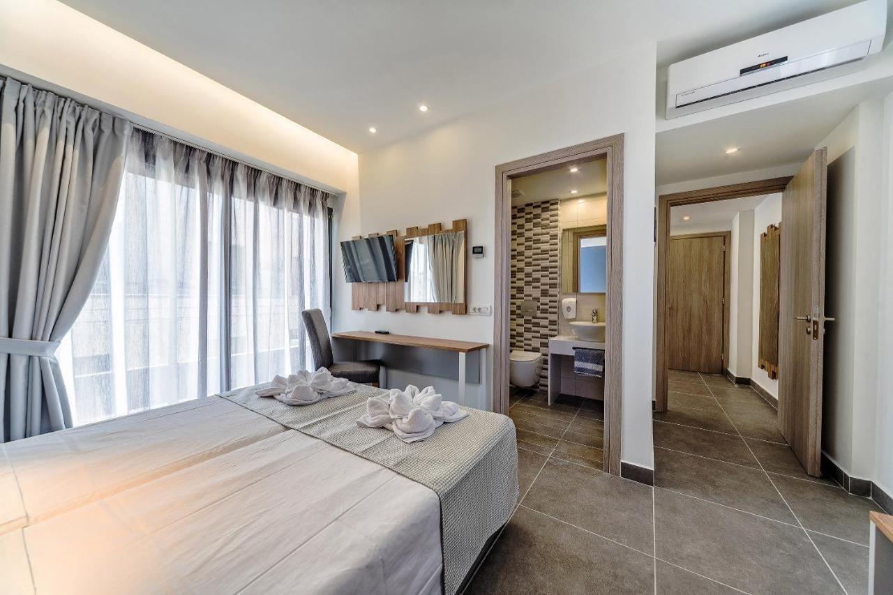 Pollis Hotel แอร์ซอนิสซอส ภายนอก รูปภาพ