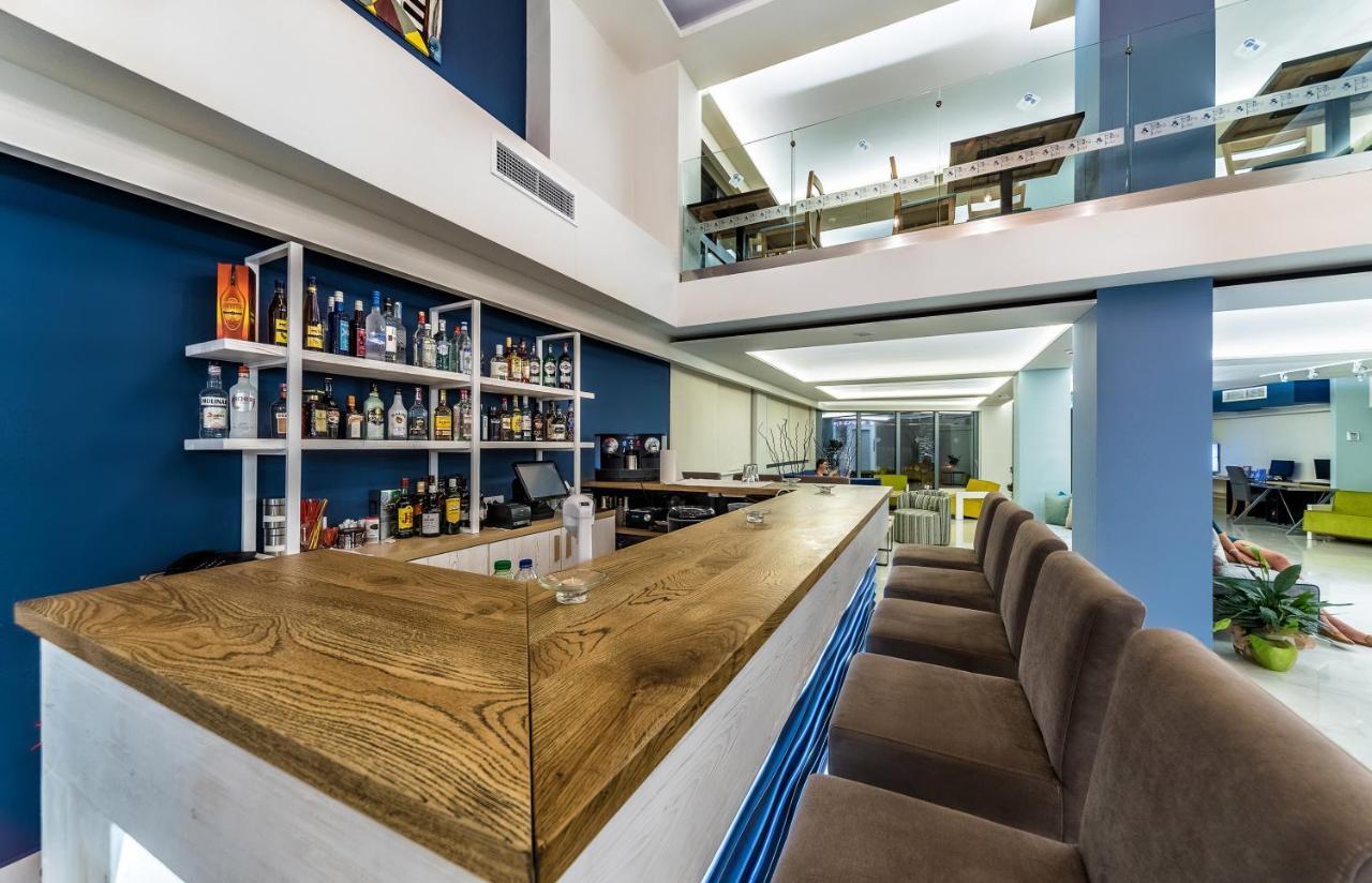 Pollis Hotel แอร์ซอนิสซอส ภายนอก รูปภาพ