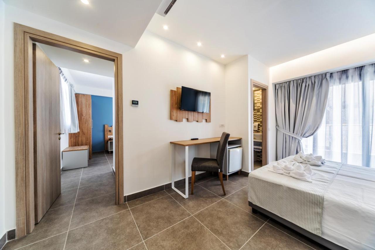 Pollis Hotel แอร์ซอนิสซอส ภายนอก รูปภาพ
